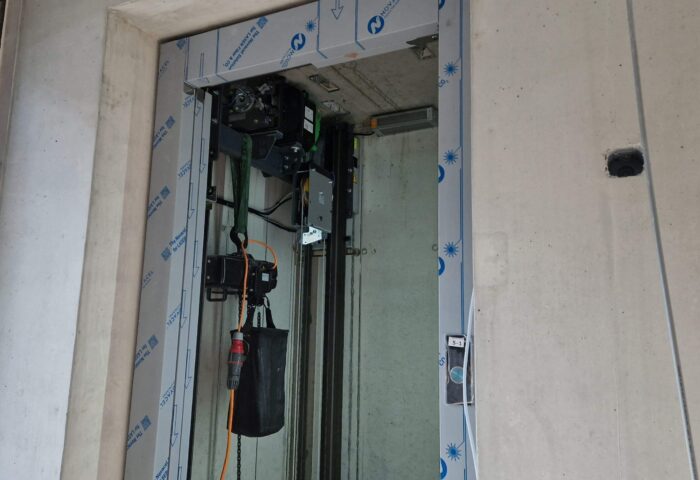 Schachttüre-Personenlift-Aufzug