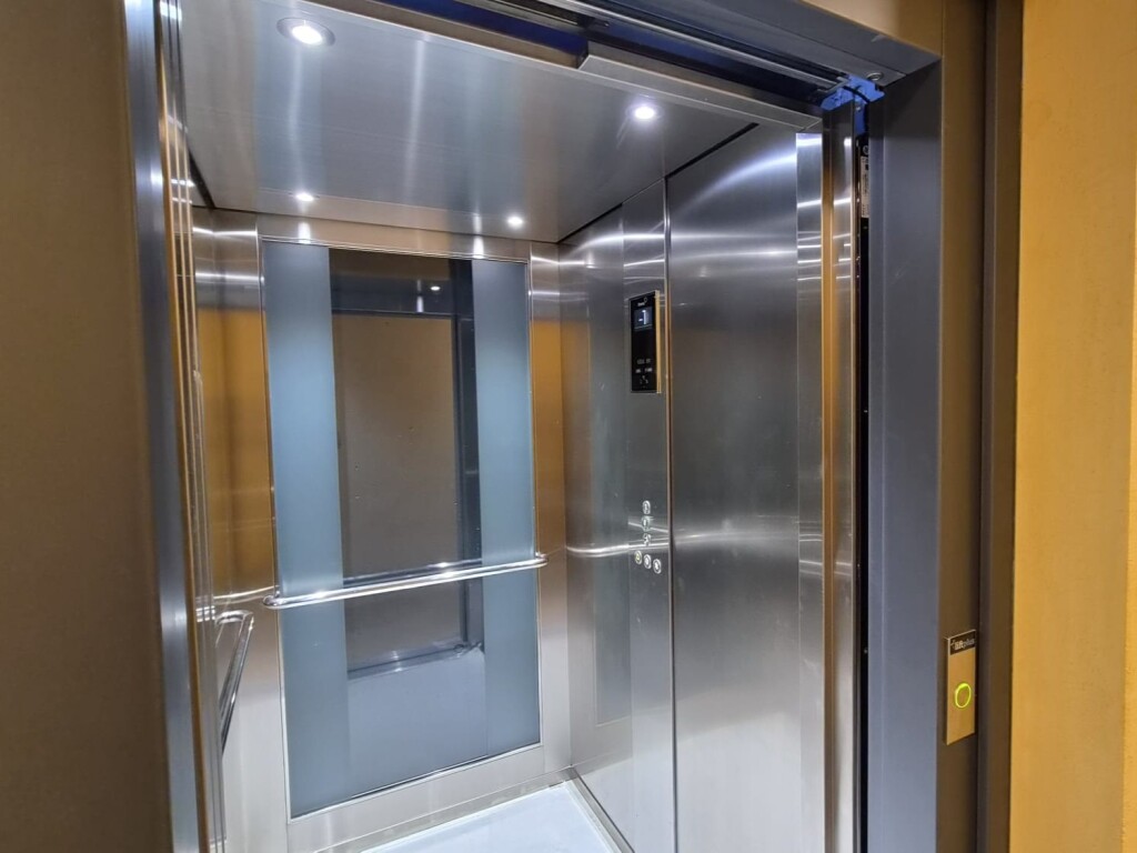 Aufzug-Personenaufzug-Personenlift-Neuanlage-Rheintal